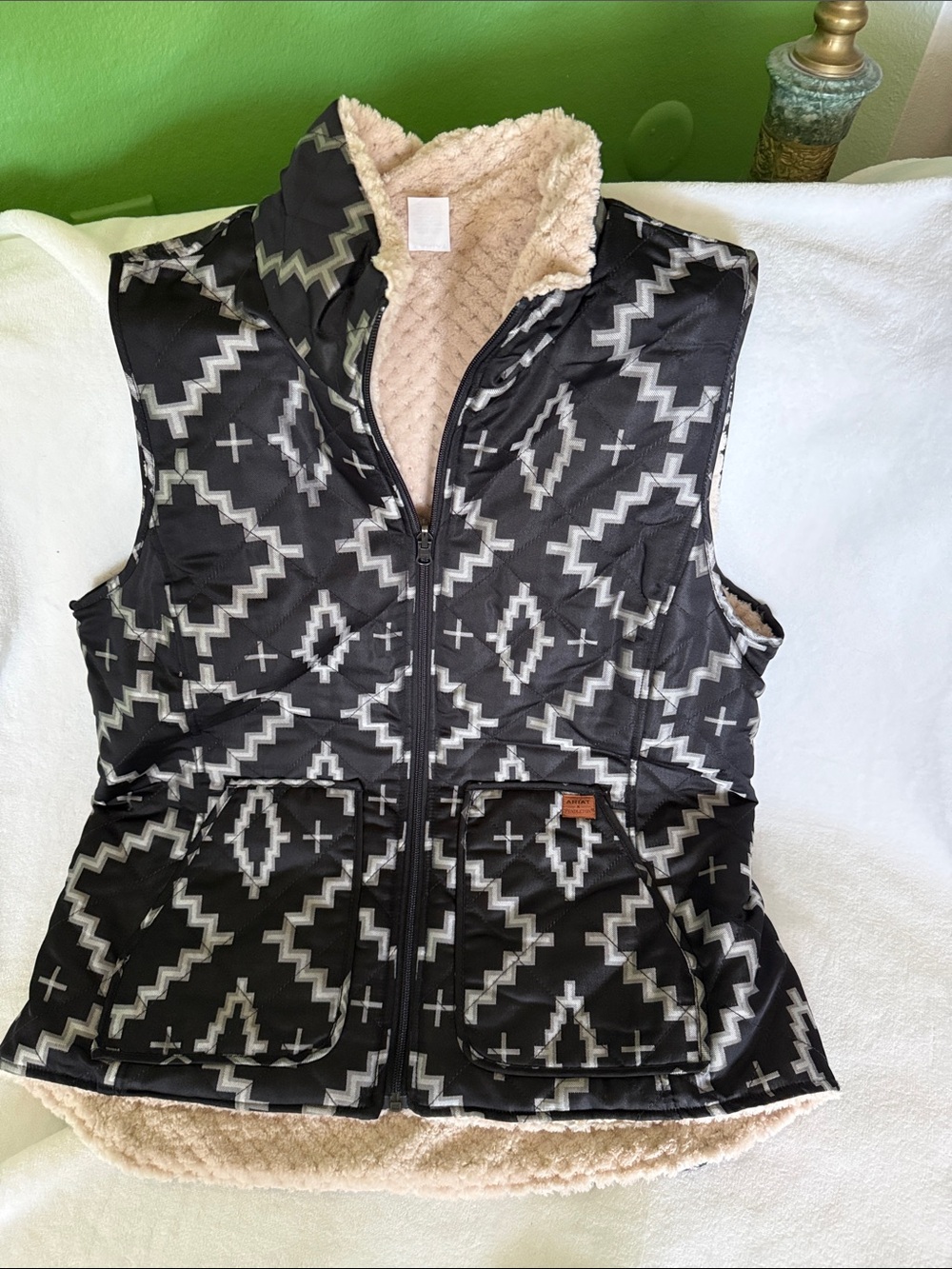 Ariat Black & Cream Geometric Sherpa-Lined Women’s Vest